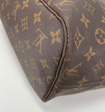 Load image into Gallery viewer, Louis Vuitton neverfull MM monogram