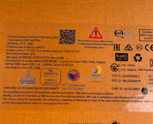 Load image into Gallery viewer, Louis Vuitton Horizon Wireless earphones black