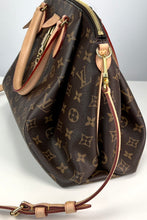 Load image into Gallery viewer, Louis Vuitton Rivoli MM in monogram