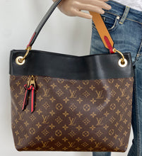 Load image into Gallery viewer, Louis Vuitton tuileries hobo noir