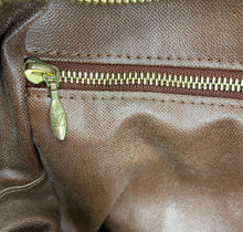 Load image into Gallery viewer, Louis Vuitton toiletry 25 in monogram canvas