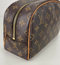 Load image into Gallery viewer, Louis Vuitton toiletry 25 in monogram canvas