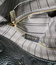 Load image into Gallery viewer, Louis Vuitton artsy MM monogram black empreinte leather
