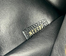 Load image into Gallery viewer, Louis Vuitton city steamer MM Noir