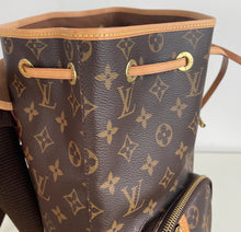 Load image into Gallery viewer, Louis Vuitton bosphore backpack bag