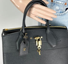 Load image into Gallery viewer, Louis Vuitton city steamer MM Noir