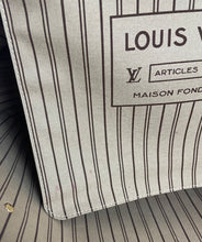 Load image into Gallery viewer, Louis Vuitton neverfull GM in monogram