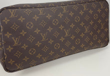 Load image into Gallery viewer, Louis Vuitton neverfull GM in monogram