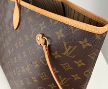 Load image into Gallery viewer, Louis Vuitton neverfull GM in monogram