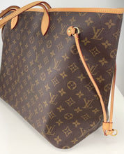 Load image into Gallery viewer, Louis Vuitton neverfull GM in monogram