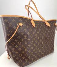 Load image into Gallery viewer, Louis Vuitton neverfull GM in monogram
