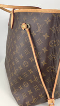 Load image into Gallery viewer, Louis Vuitton neverfull GM in monogram
