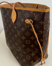 Load image into Gallery viewer, Louis Vuitton neverfull MM in monogram