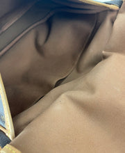 Load image into Gallery viewer, Louis Vuitton saumur 30 monogram messenger bag