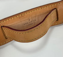 Load image into Gallery viewer, Louis Vuitton saumur 30 monogram messenger bag