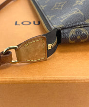 Load image into Gallery viewer, Louis Vuitton pochette accessories in monogram