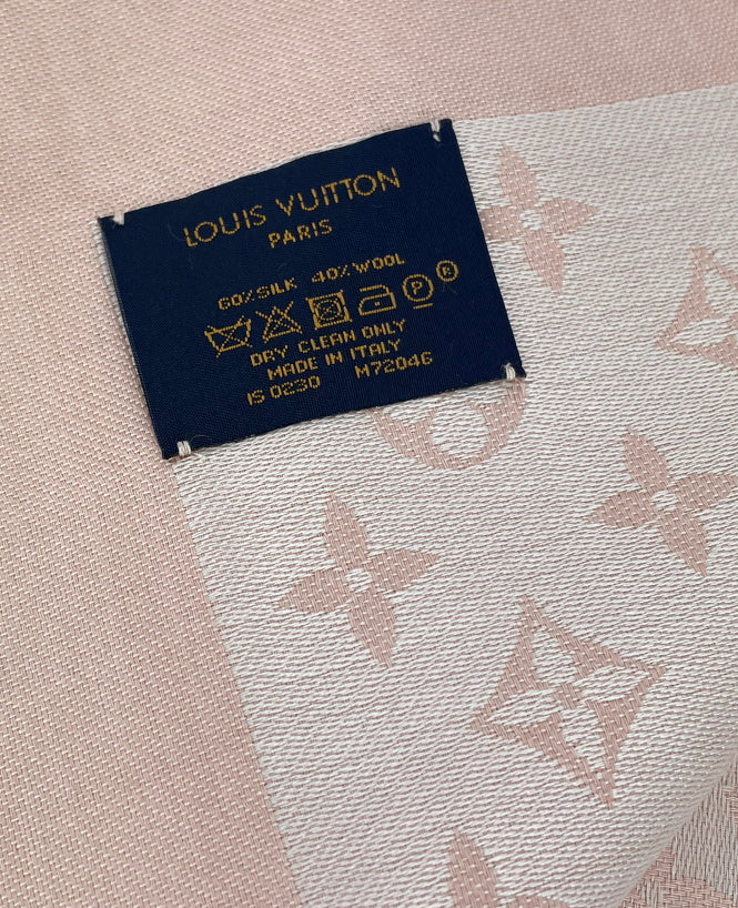 Louis Vuitton Scialle LV denim con monogramma Rosa Lana ref.466137 - Joli  Closet