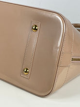 Load image into Gallery viewer, Louis Vuitton alma GM rose florentine vernis
