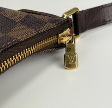 Load image into Gallery viewer, Louis Vuitton bloomsbury PM