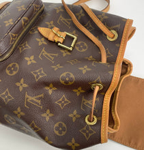 Load image into Gallery viewer, Louis Vuitton Montsouris MM backpack