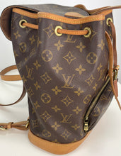 Load image into Gallery viewer, Louis Vuitton Montsouris MM backpack