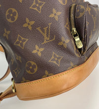 Load image into Gallery viewer, Louis Vuitton Montsouris MM backpack