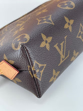 Load image into Gallery viewer, Louis Vuitton cosmetic pouch