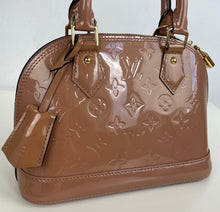Load image into Gallery viewer, Louis Vuitton alma BB beige vernis leather