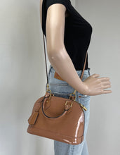 Load image into Gallery viewer, Louis Vuitton alma BB beige vernis leather