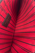 Load image into Gallery viewer, Louis Vuitton pochette in damier ebene