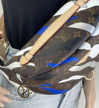 Load image into Gallery viewer, Louis Vuitton league of legends bumbag