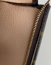 Load image into Gallery viewer, Louis Vuitton toiletry 19 with insert