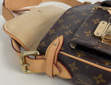 Load image into Gallery viewer, Louis Vuitton hudson pm in monogram
