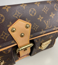 Load image into Gallery viewer, Louis Vuitton hudson pm in monogram