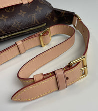 Load image into Gallery viewer, Louis Vuitton bumbag in monogram