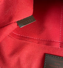 Load image into Gallery viewer, Louis Vuitton besace rosebery in damier ebene