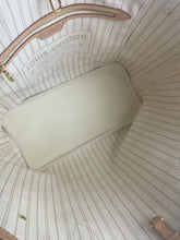 Load image into Gallery viewer, Louis Vuitton neverfull MM damier azur