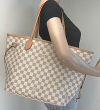 Load image into Gallery viewer, Louis Vuitton neverfull MM damier azur