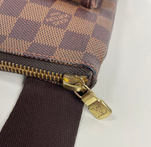 Load image into Gallery viewer, Louis Vuitton damier ebene pochette melville