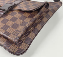 Load image into Gallery viewer, Louis Vuitton damier ebene pochette melville