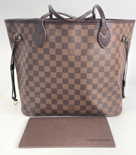Load image into Gallery viewer, Louis Vuitton Neverfull MM size in damier ebene