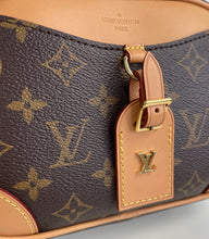 Load image into Gallery viewer, Louis Vuitton deauville mini in monogram