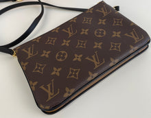 Load image into Gallery viewer, Louis Vuitton double zip pochette giant reverse and monogram