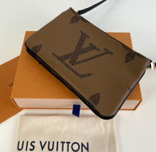 Load image into Gallery viewer, Louis Vuitton double zip pochette giant reverse and monogram