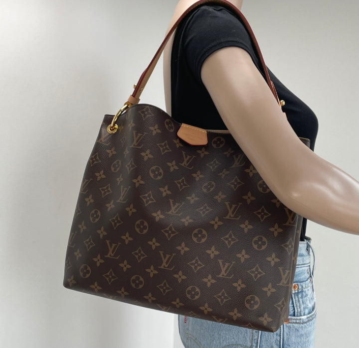 Louis Vuitton graceful PM in monogram – Lady Clara's Collection