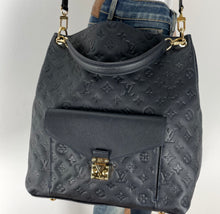 Load image into Gallery viewer, Louis Vuitton metis hobo in empreinte leather