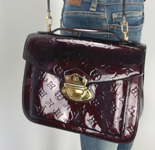 Load image into Gallery viewer, Louis Vuitton miranda MM vernis in amarante