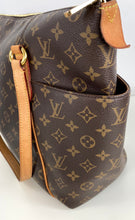 Load image into Gallery viewer, Louis Vuitton totally MM