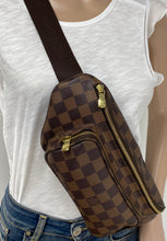 Load image into Gallery viewer, Louis Vuitton melville waist/bumbag