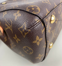 Load image into Gallery viewer, Louis Vuitton montaigne BB
